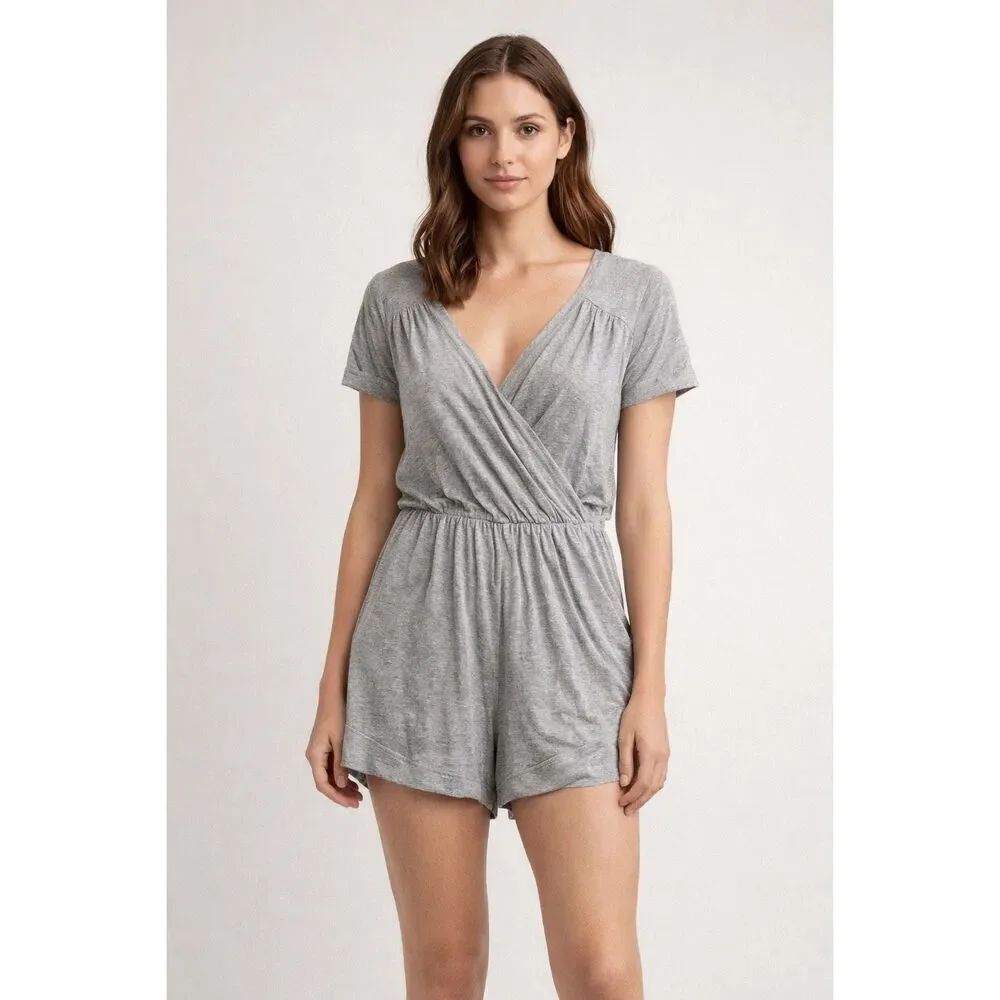 Rella Costa Gray Wrap Front Romper Womens Large Rayon Spandex Casual